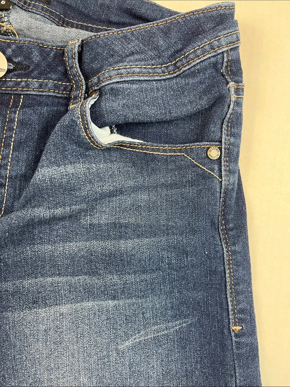 1822 Denim Shorts- size 6